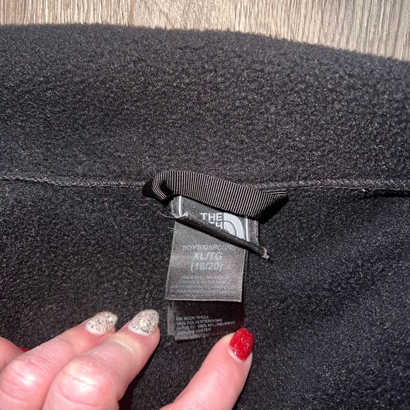 The North Face Youth Large Black Fleece Jacket Fits Men’s Small - Picture 7 of 7